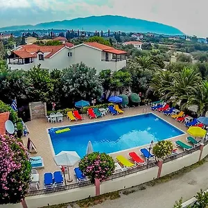 Barbara & Aparthotel Svoronata