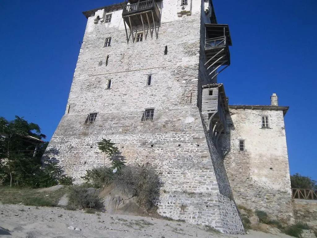 **  Athos Guest House Pansion Ouranoupoli Grekland